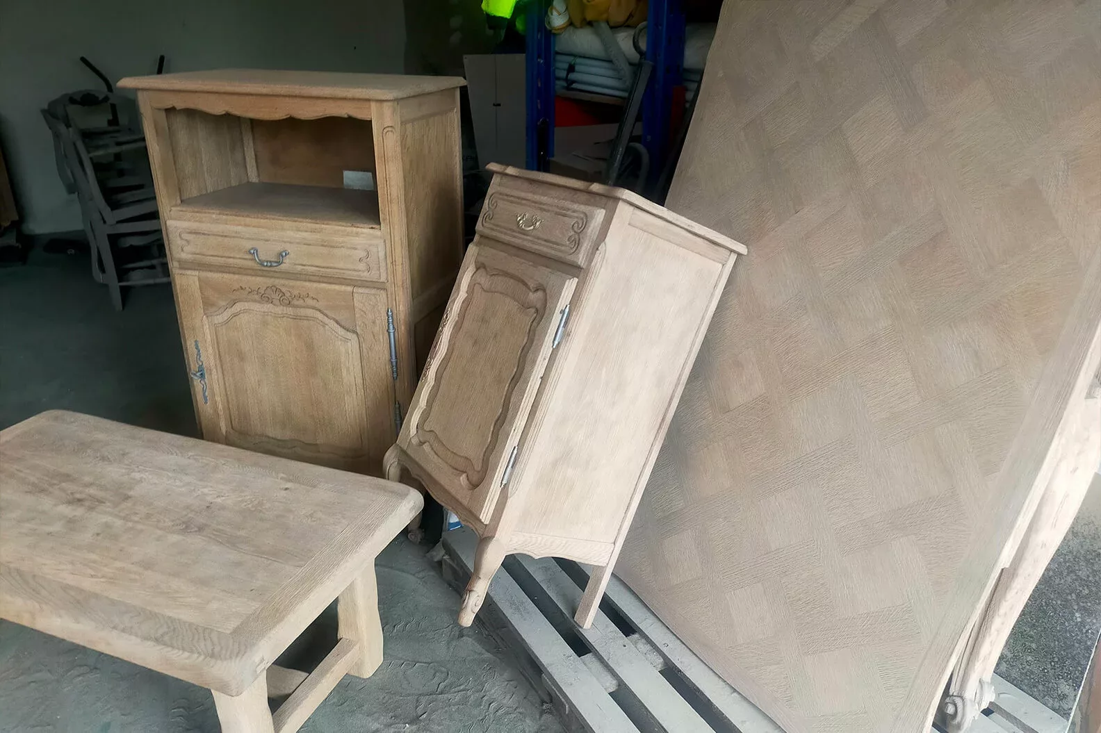 Deuxième vie à vos meubles en bois avec l'aérogommage - From Gomm